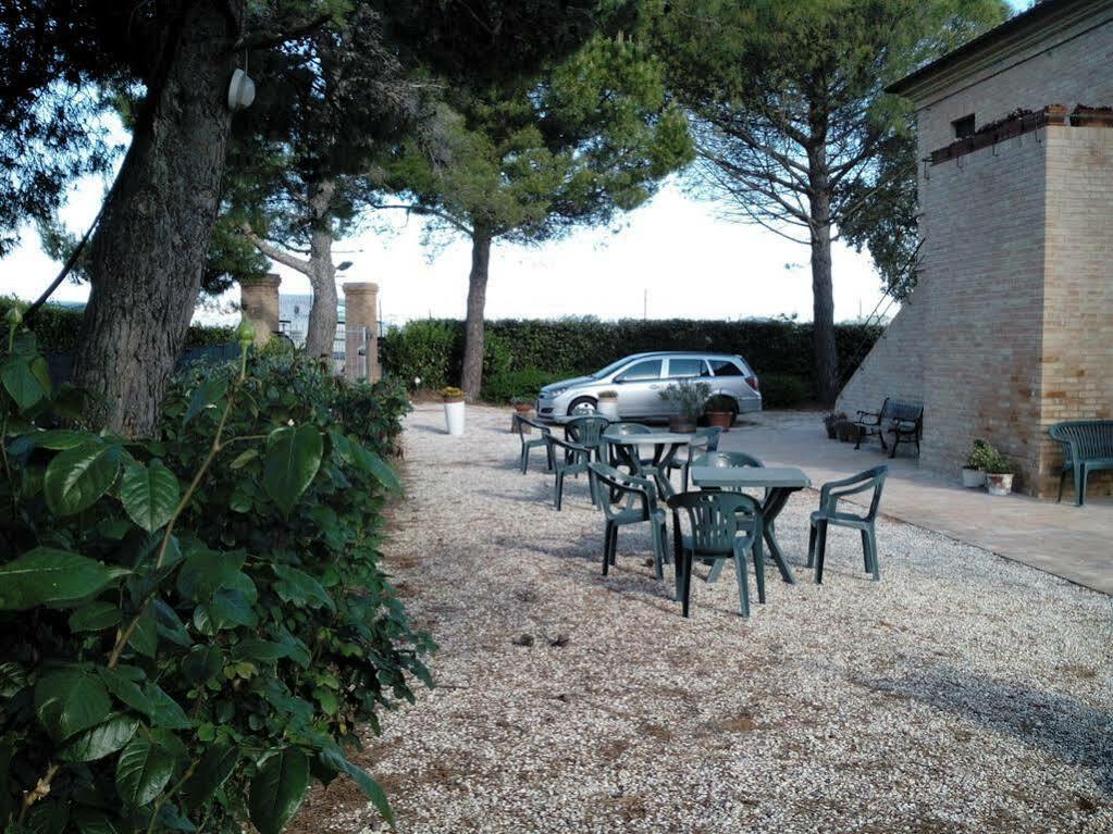 Agriturismo La Fonte di San Girio Affittacamere Potenza Picena Esterno foto